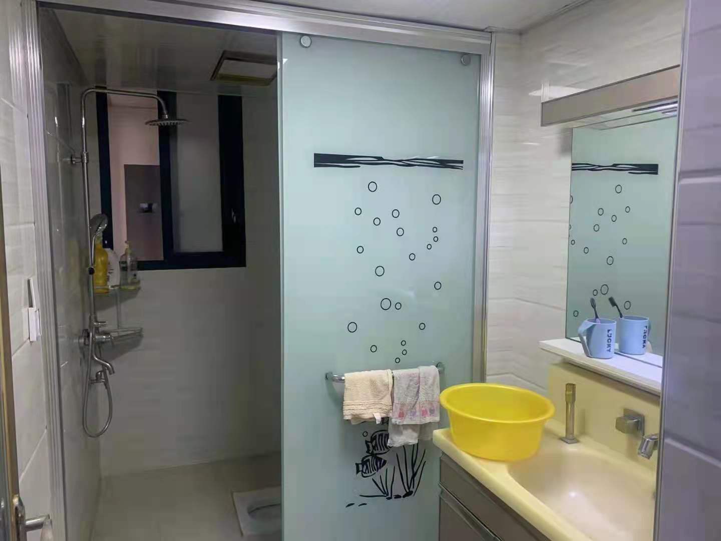 吉泰丽园 3室2厅2卫 72.8万 吉泰丽园 3室2厅2卫 72.8万卧室