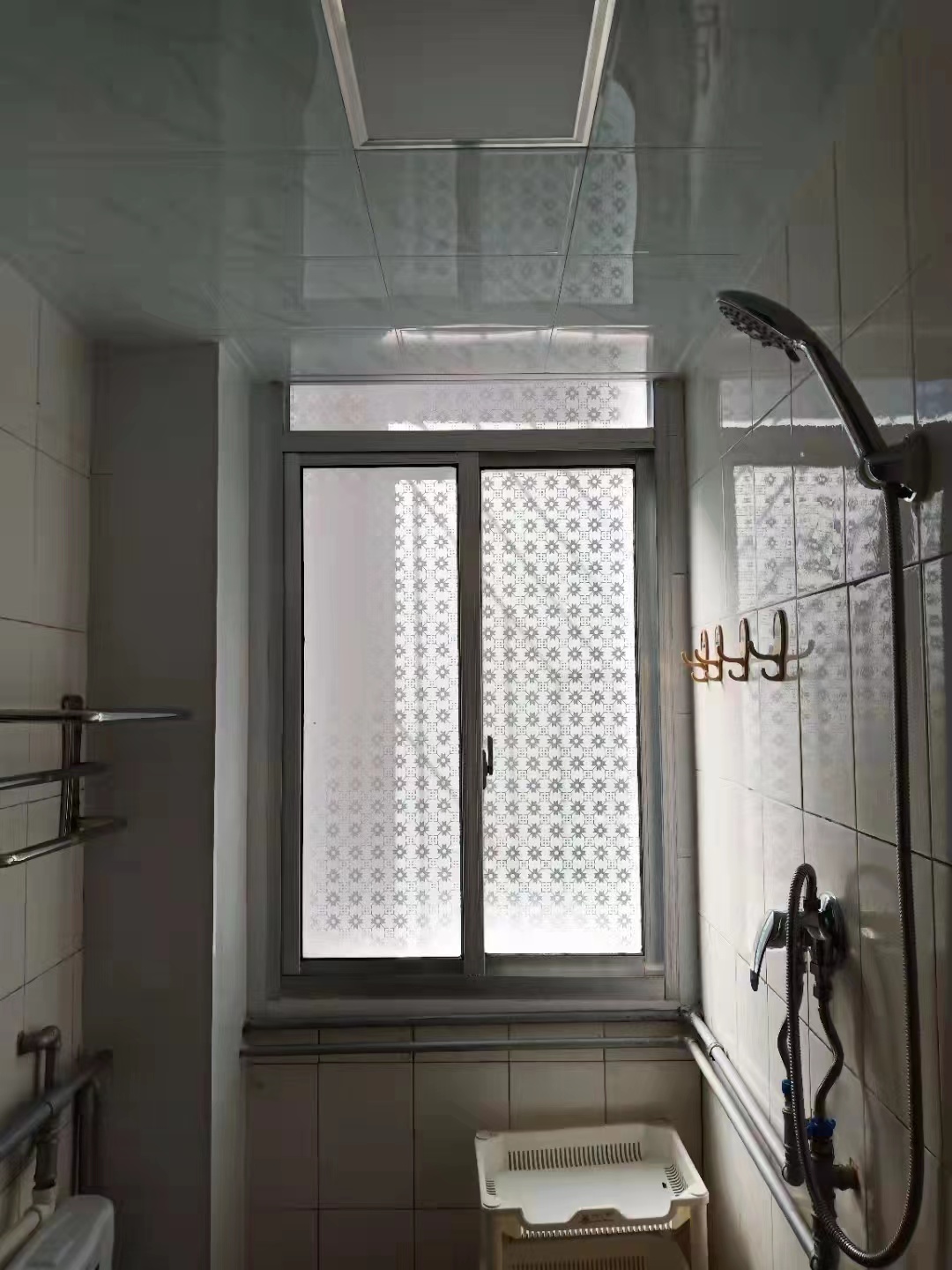 滨江一村  2室2厅1卫    45.0万 滨江一村  2室2厅1卫    45.0万客厅