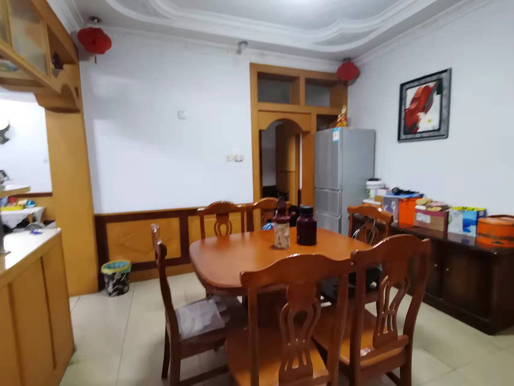 生资公司宿舍(房管局对面) 3室2厅2卫 45.8万 生资公司宿舍(房管局对面) 3室2厅2卫 45.8万客厅