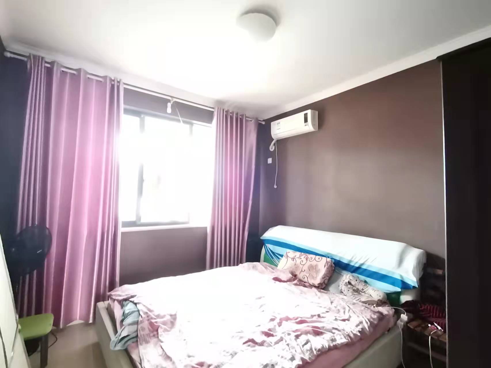 山水文园 2室2厅1卫 58.0万 山水文园 2室2厅1卫 58.0万客厅