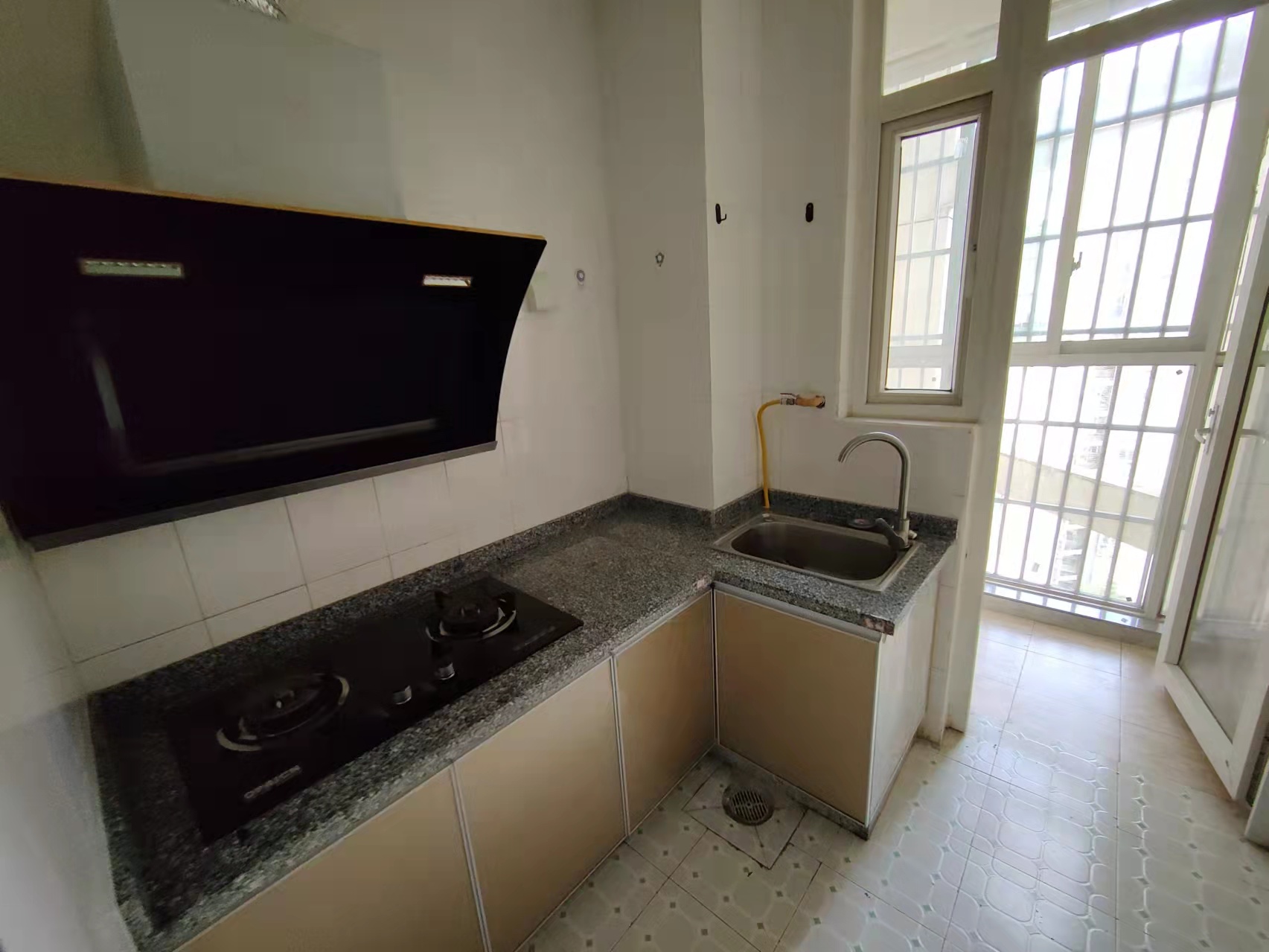 长顺家园 2室1厅1卫 1800.0元/月 长顺家园 2室1厅1卫 1800.0元/月室内图