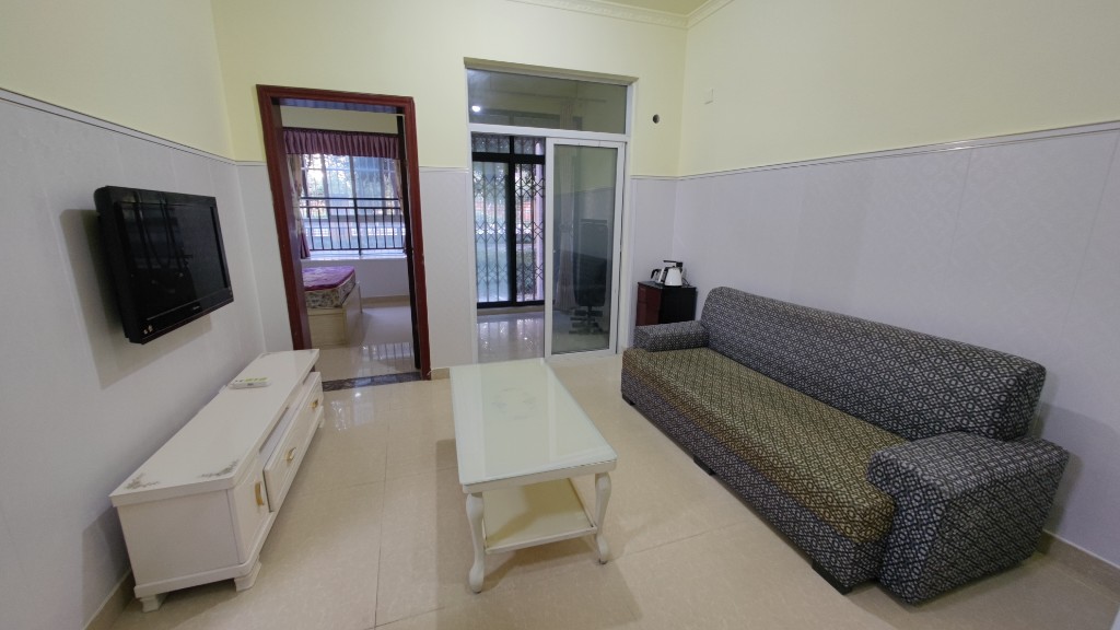 南湖春天  1室1厅1卫    1600.0元/月 南湖春天  1室1厅1卫    1600.0元/月室内图