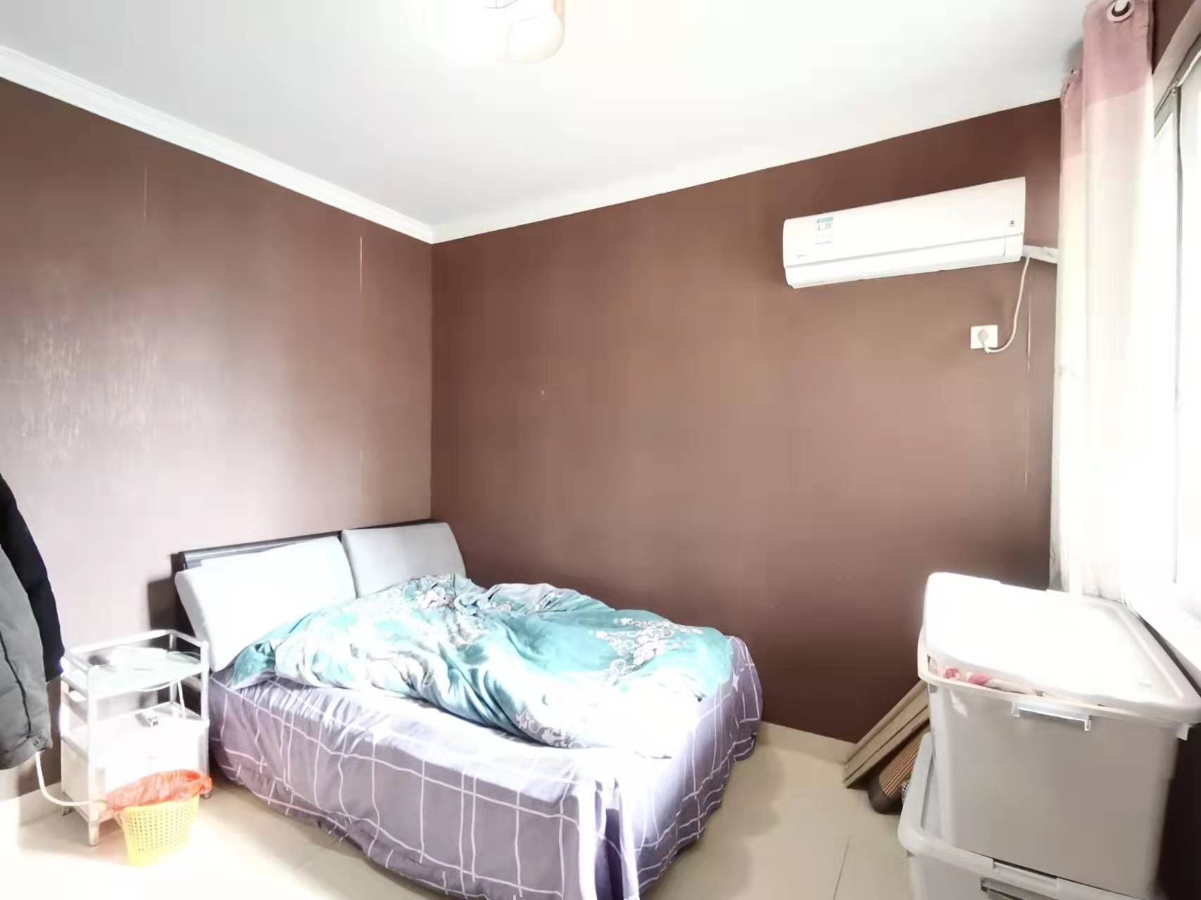 山水文园 2室2厅1卫 58.0万 山水文园 2室2厅1卫 58.0万客厅