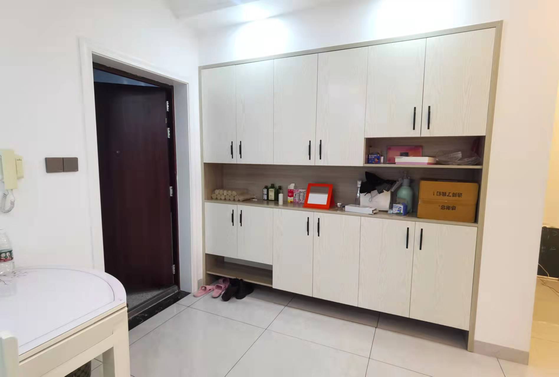 大桃路鑫桃苑安置小区 2室2厅1卫 2100.0元/月 大桃路鑫桃苑安置小区 2室2厅1卫 2100.0元/月室内图