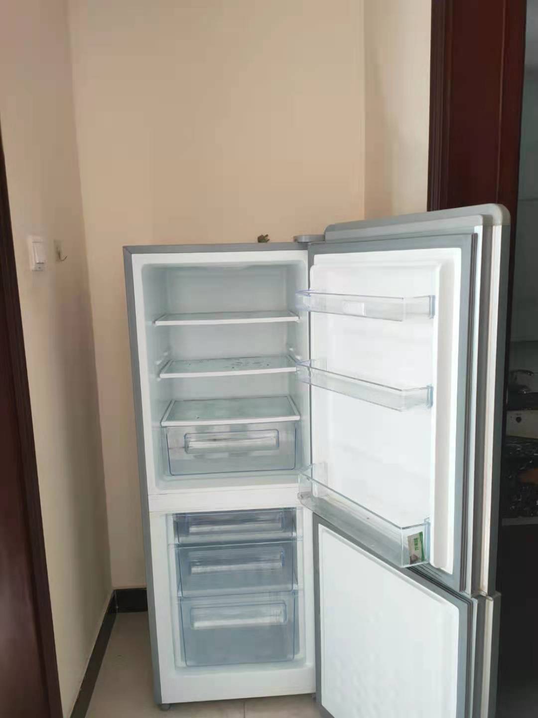 恒大绿洲 1室1厅1卫 1200.0元/月 恒大绿洲 1室1厅1卫 1200.0元/月室内图