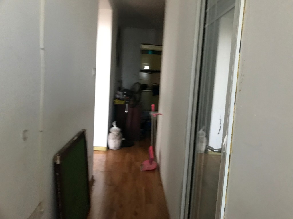 万城国际 2室2厅1卫 50.0万 万城国际 2室2厅1卫 50.0万客厅