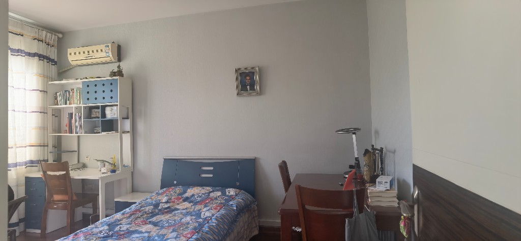 株洲富景园 4室2厅2卫 70.0万 株洲富景园 4室2厅2卫 70.0万客厅