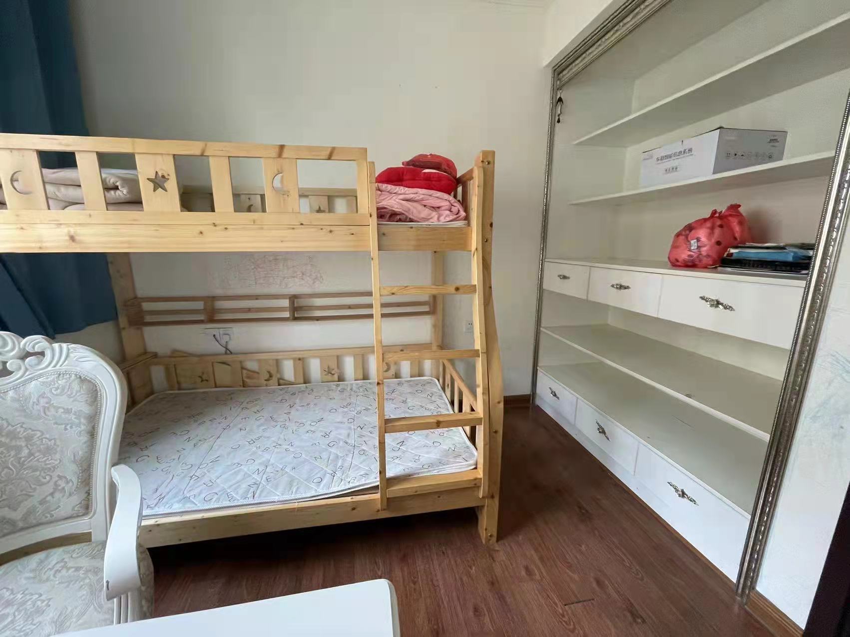 碧桂园 3室2厅2卫 2800.0元/月 碧桂园 3室2厅2卫 2800.0元/月室内图