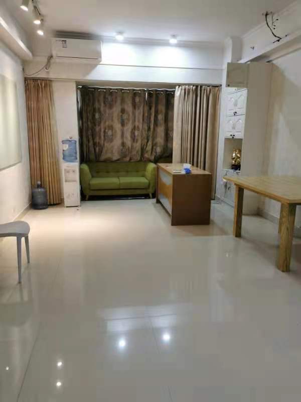 金轮时代广场 1室1厅1卫 1600.00元/月 金轮时代广场 1室1厅1卫 1600.00元/月室内图