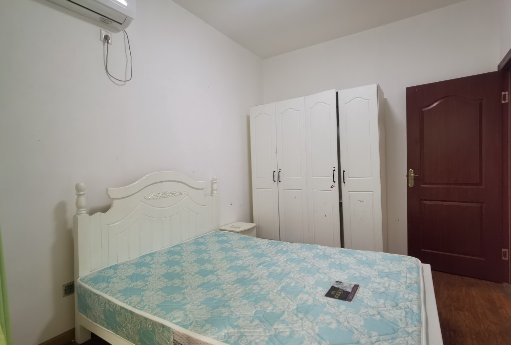 二江花园  2室1厅1卫    1800.0元/月 二江花园  2室1厅1卫    1800.0元/月室内图