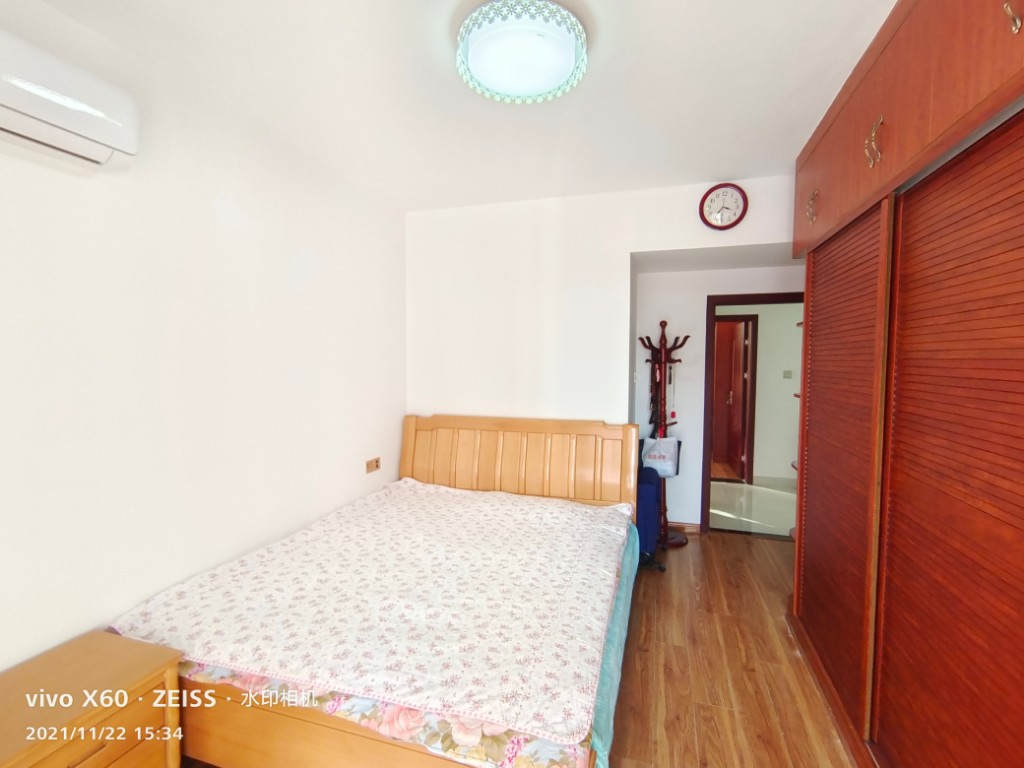 三一歌雅郡 3室2厅2卫 73.0万 三一歌雅郡 3室2厅2卫 73.0万客厅