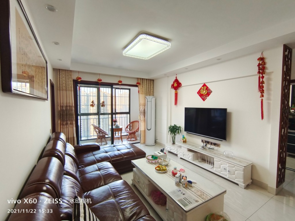 三一歌雅郡 3室2厅2卫 73.0万 三一歌雅郡 3室2厅2卫 73.0万客厅