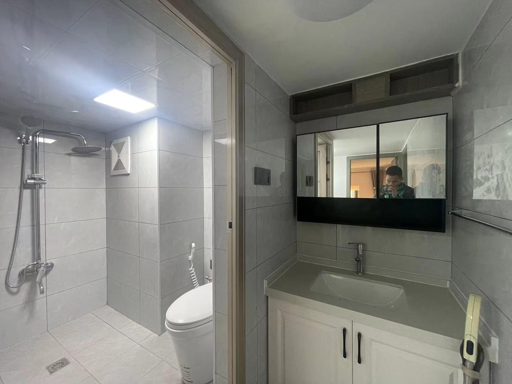 恒大绿洲 2室2厅1卫 2000.0元/月 恒大绿洲 2室2厅1卫 2000.0元/月室内图