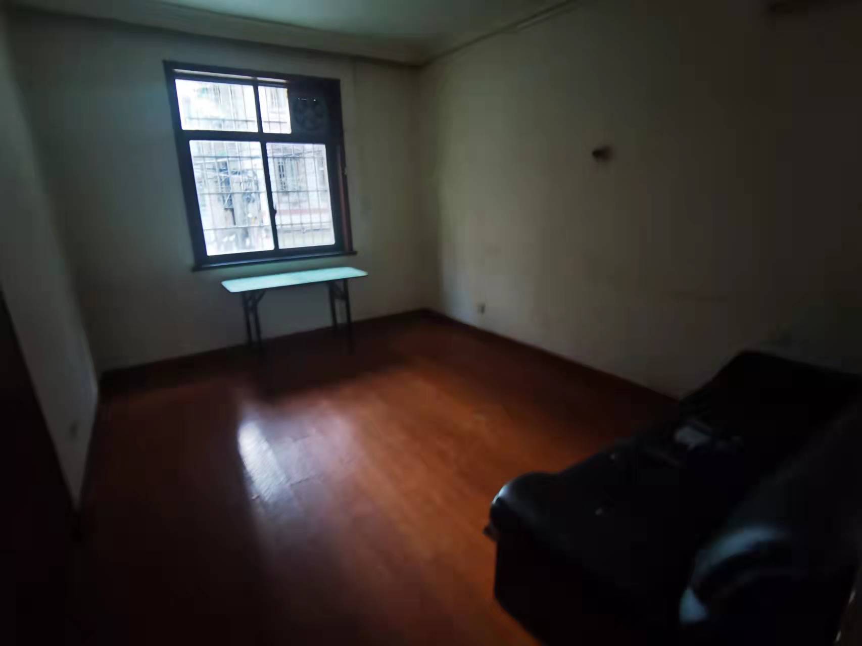 大桃路鑫桃苑安置小区 3室2厅2卫 4200.0元/月 大桃路鑫桃苑安置小区 3室2厅2卫 4200.0元/月室内图