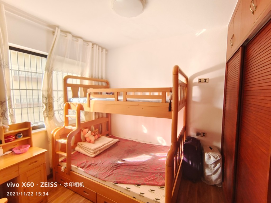 三一歌雅郡 3室2厅2卫 73.0万 三一歌雅郡 3室2厅2卫 73.0万客厅