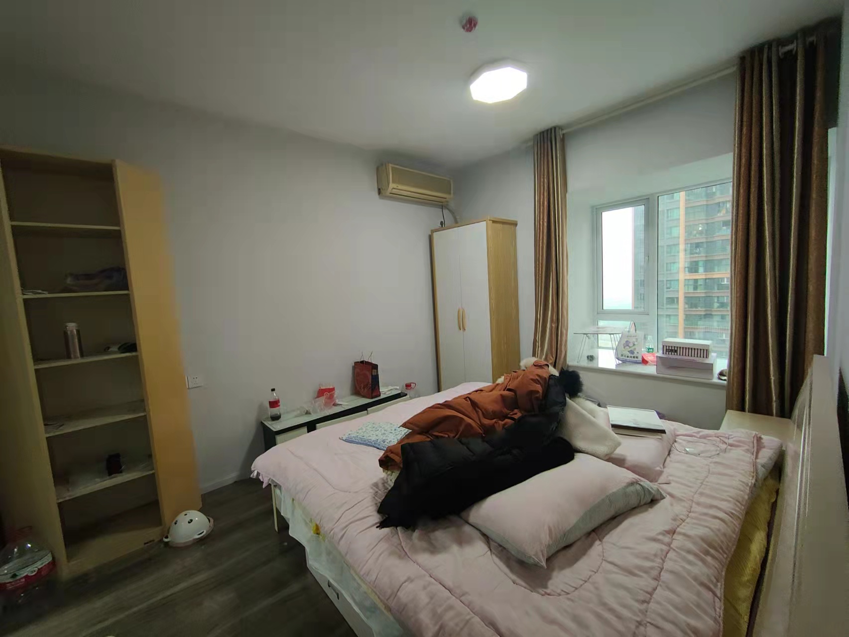 海伦春天  3室2厅2卫   2500.00元/月室内图