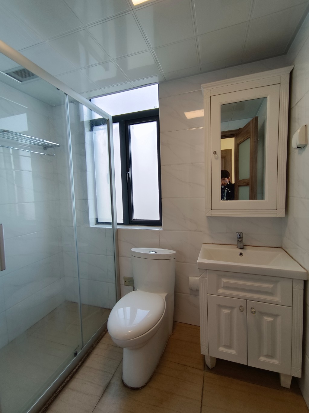 华耀碧桂园十里江湾嘉誉 4室2厅2卫 2800.0元/月 华耀碧桂园十里江湾嘉誉 4室2厅2卫 2800.0元/月室内图