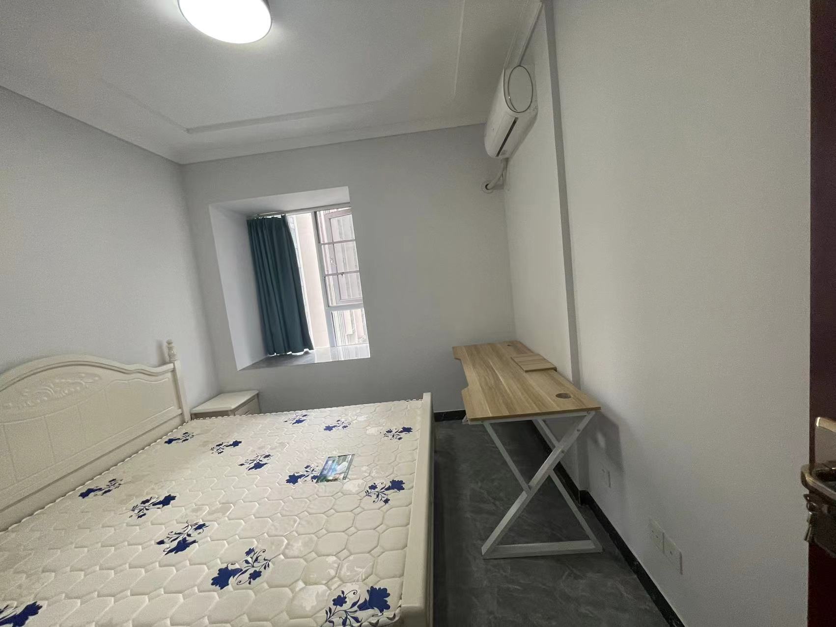 南湖春天  2室2厅1卫    2200.0元/月 南湖春天  2室2厅1卫    2200.0元/月室内图