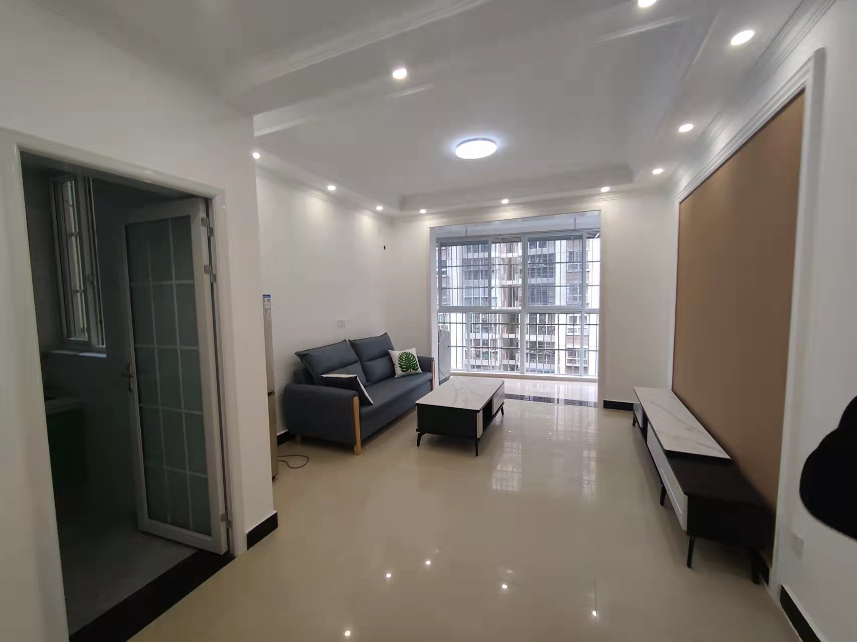 长顺家园 1室1厅1卫 1700.00元/月 长顺家园 1室1厅1卫 1700.00元/月室内图