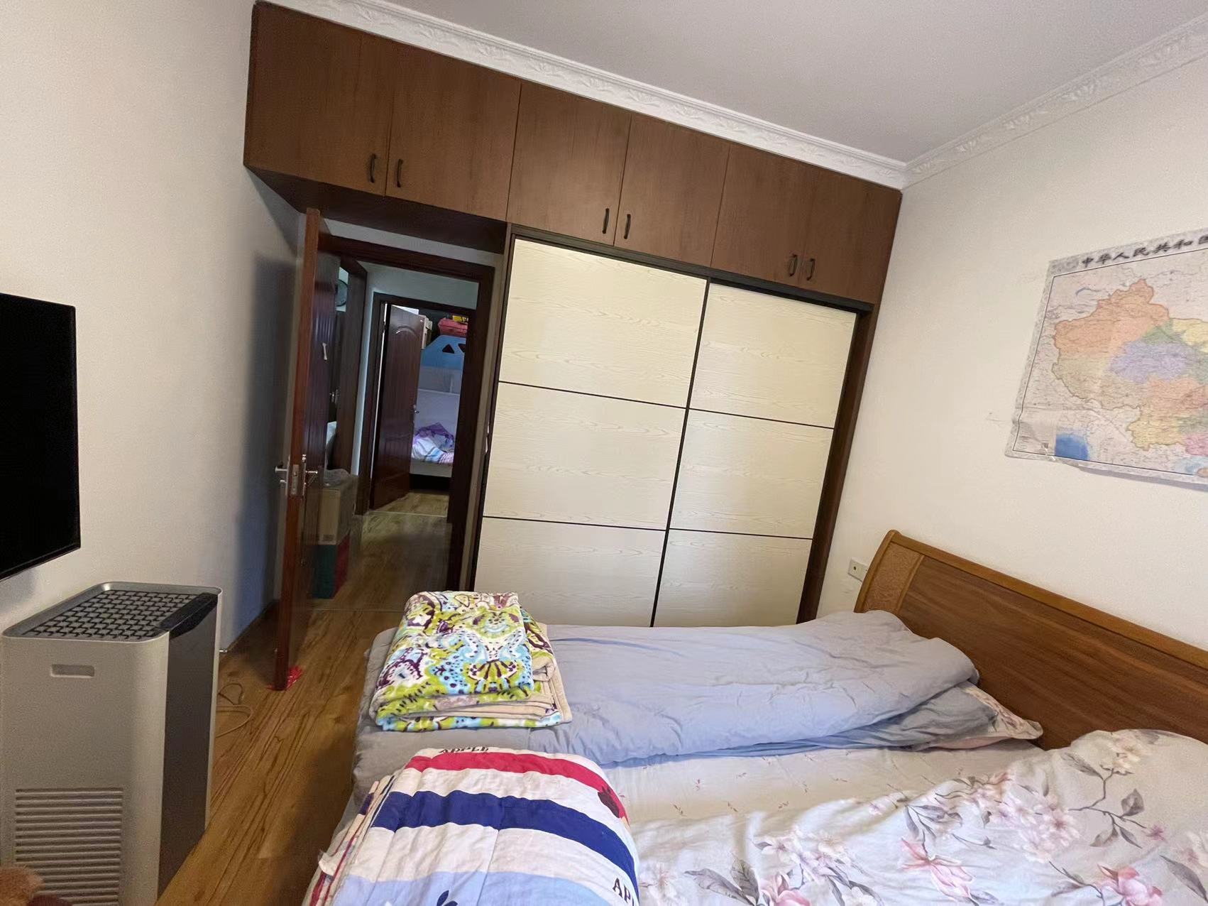 南湖世纪 2室1厅1卫 2300.0元/月 南湖世纪 2室1厅1卫 2300.0元/月室内图