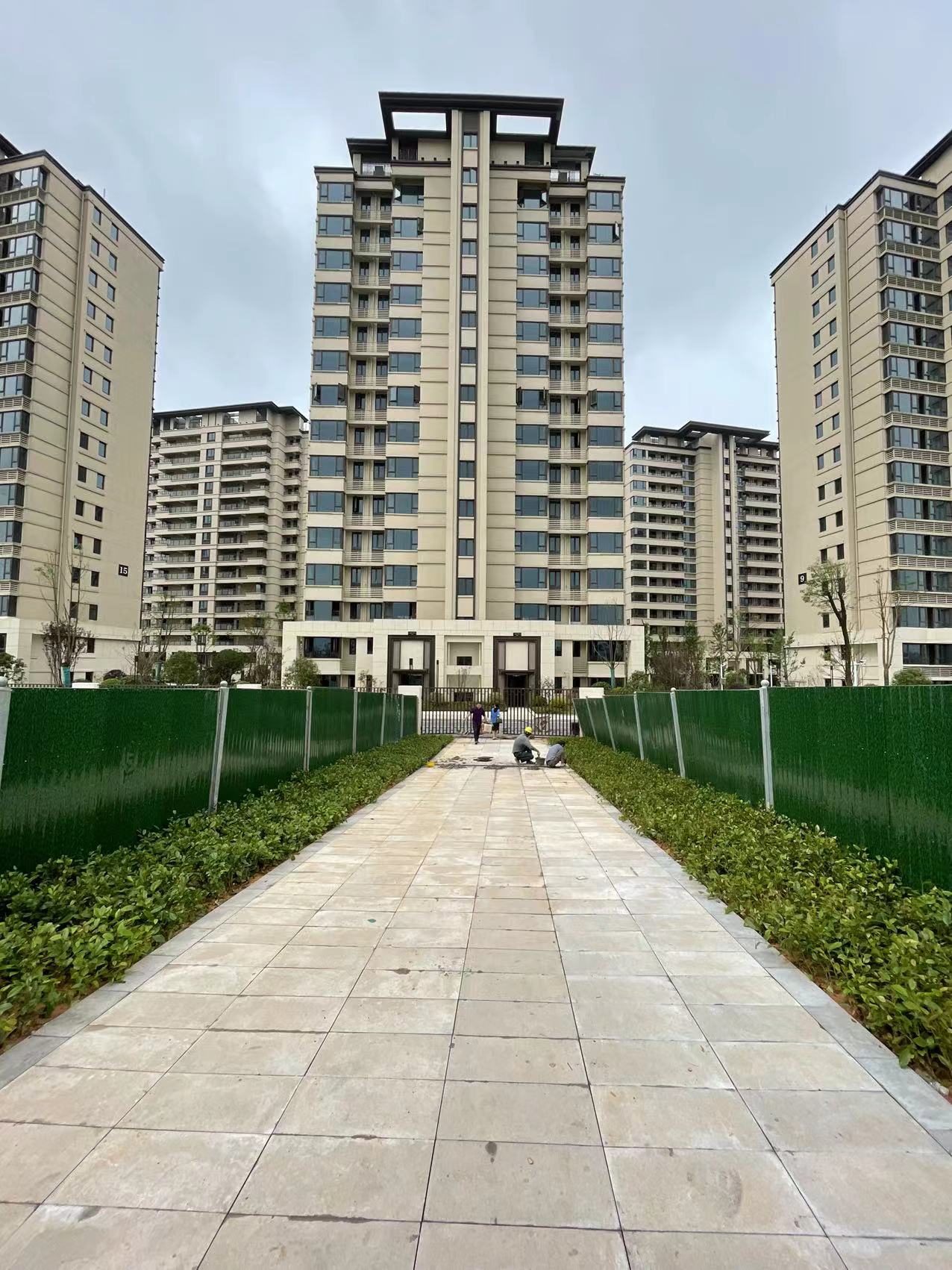 航空未名小区(北大资源) 3室3厅1卫 4200.0元/月 航空未名小区(北大资源) 3室3厅1卫 4200.0元/月小区图