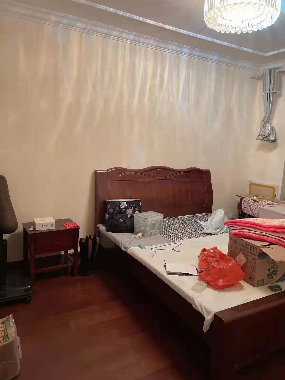 恒大南湖半岛  3室2厅2卫   3300.00元/月室内图