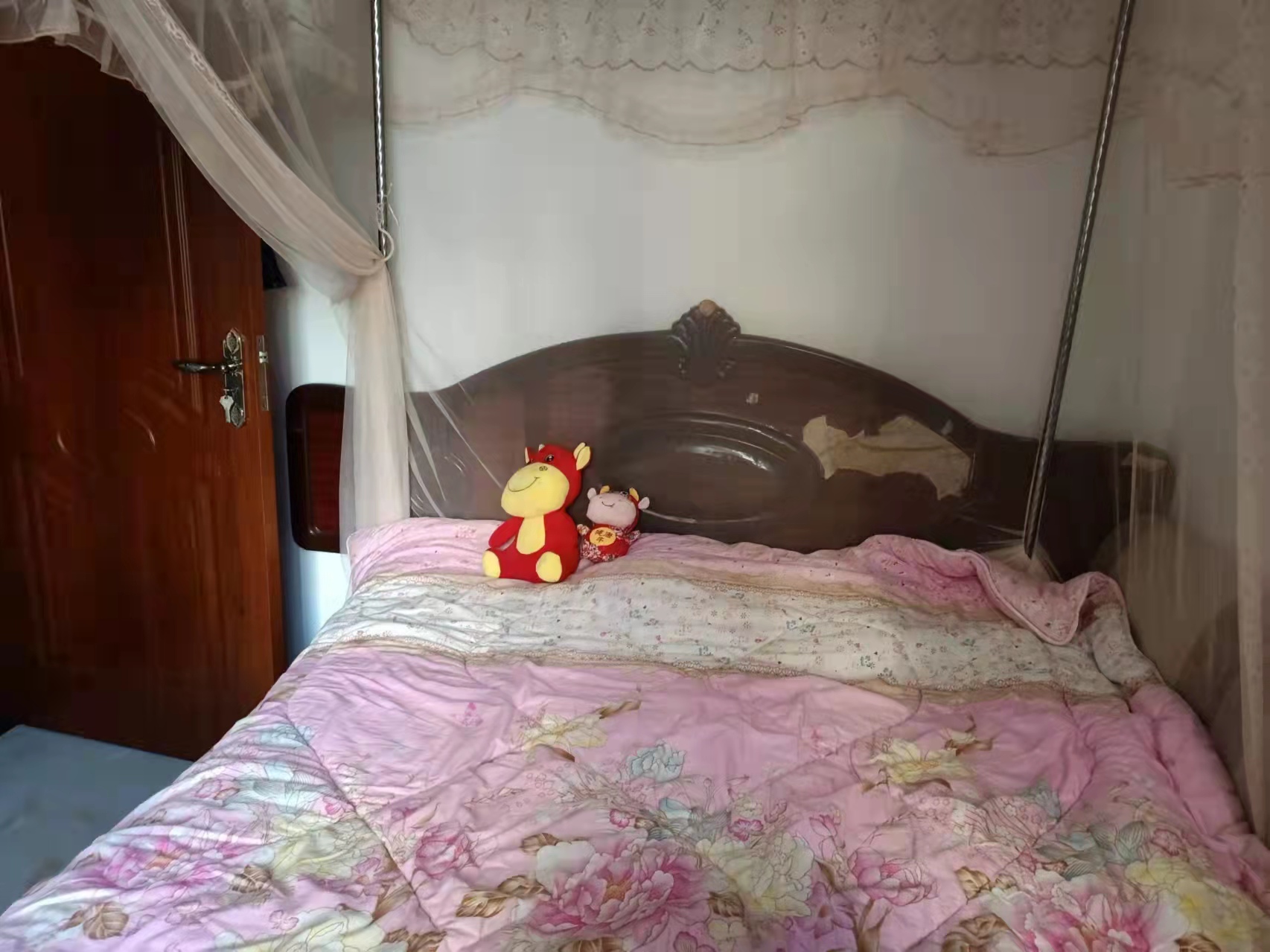 桃源临江花园小区 3室2厅2卫 63.8万 桃源临江花园小区 3室2厅2卫 63.8万客厅