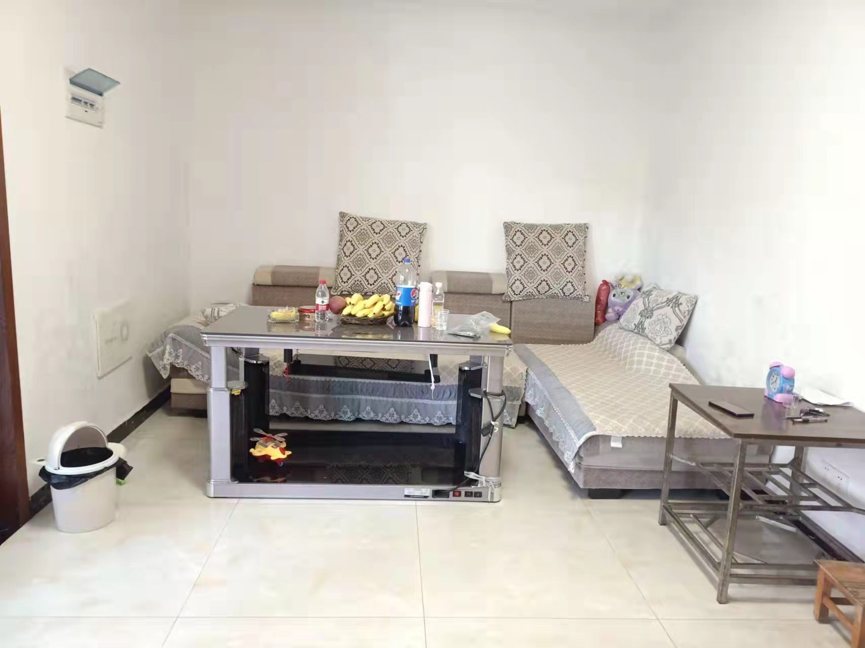 桃源临江花园小区 3室2厅2卫 63.8万 桃源临江花园小区 3室2厅2卫 63.8万客厅