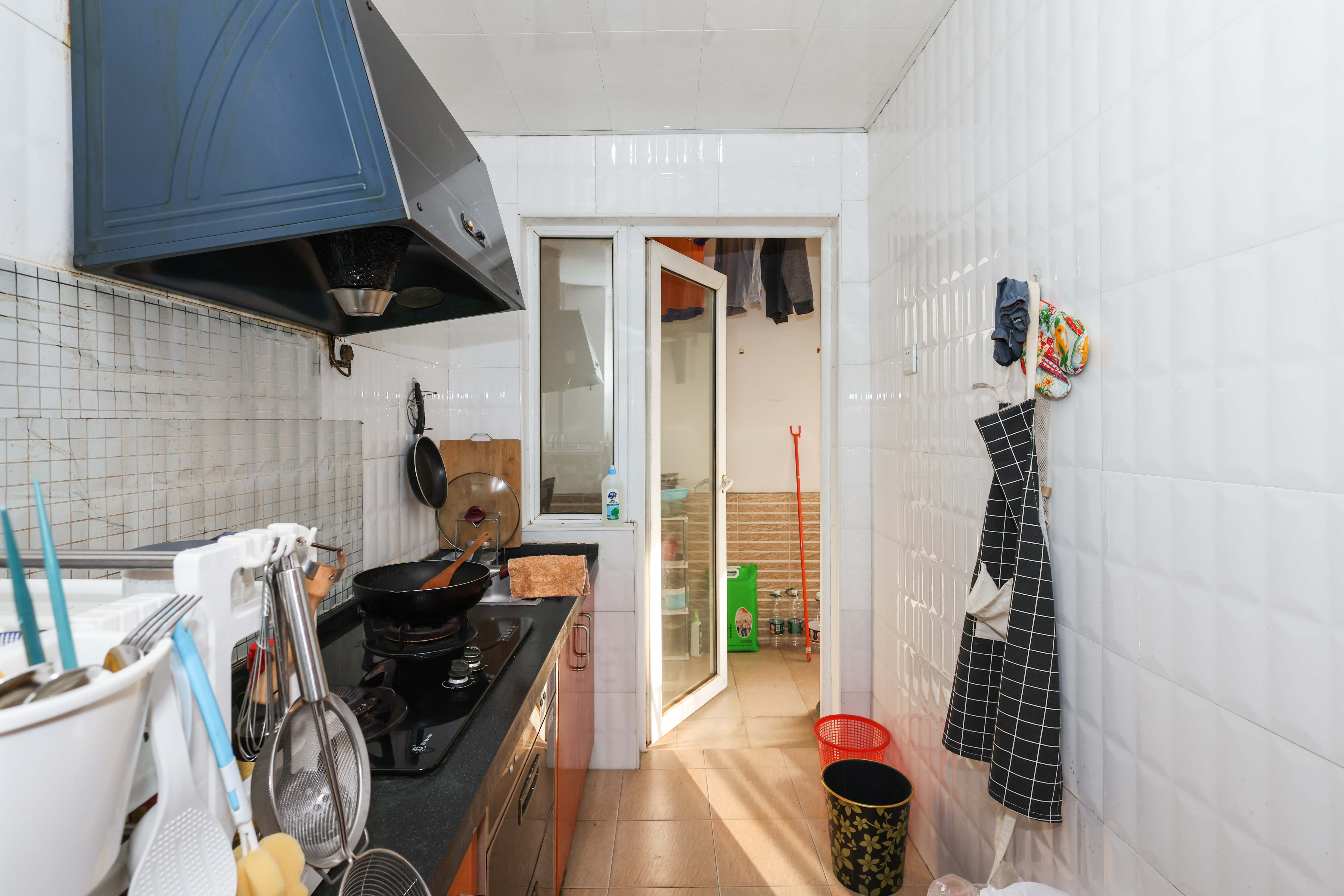 麓山润城  2室2厅1卫    85.0万 麓山润城  2室2厅1卫    85.0万厨房