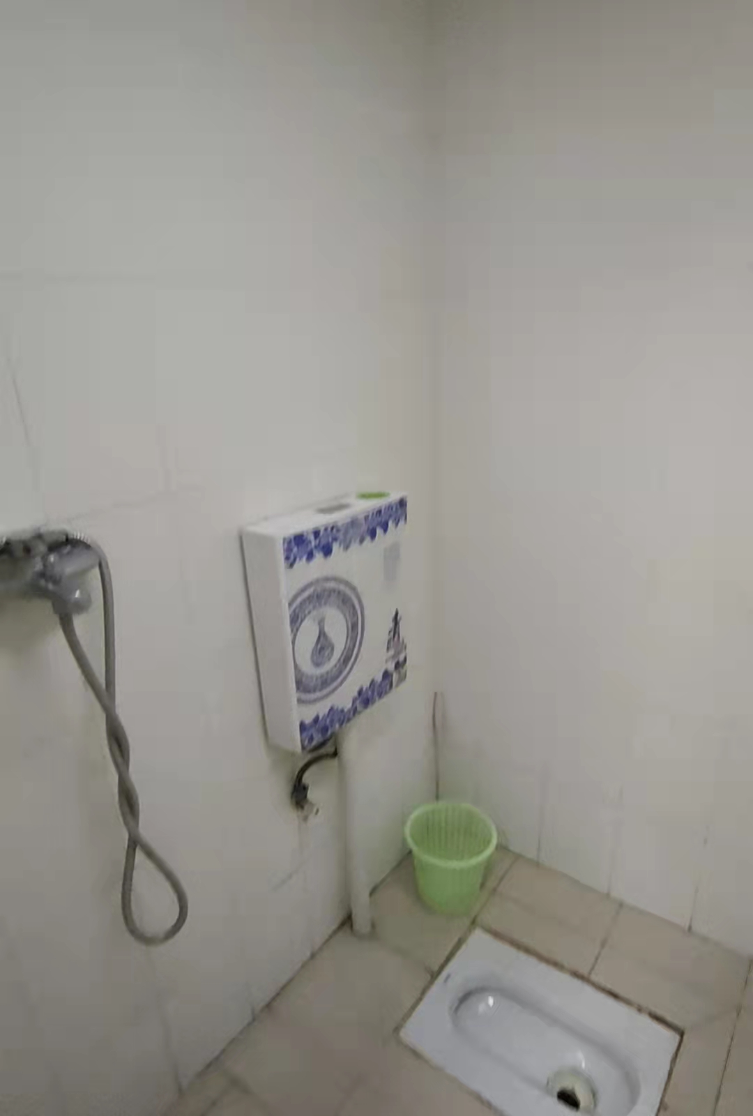 南湖春天  1室1厅1卫    1600.0元/月 南湖春天  1室1厅1卫    1600.0元/月室内图