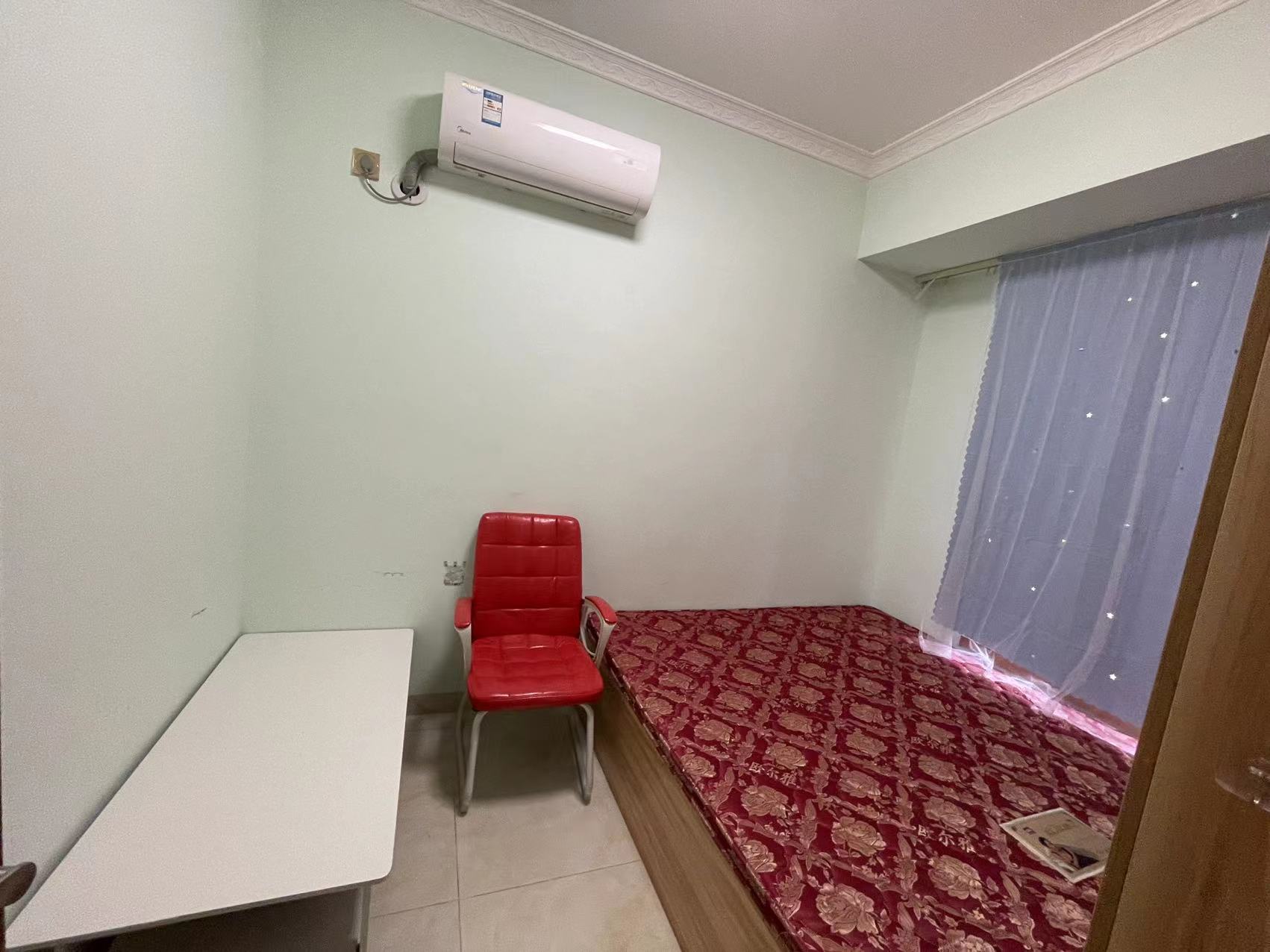 南湖世纪 3室2厅1卫 2600.0元/月 南湖世纪 3室2厅1卫 2600.0元/月室内图