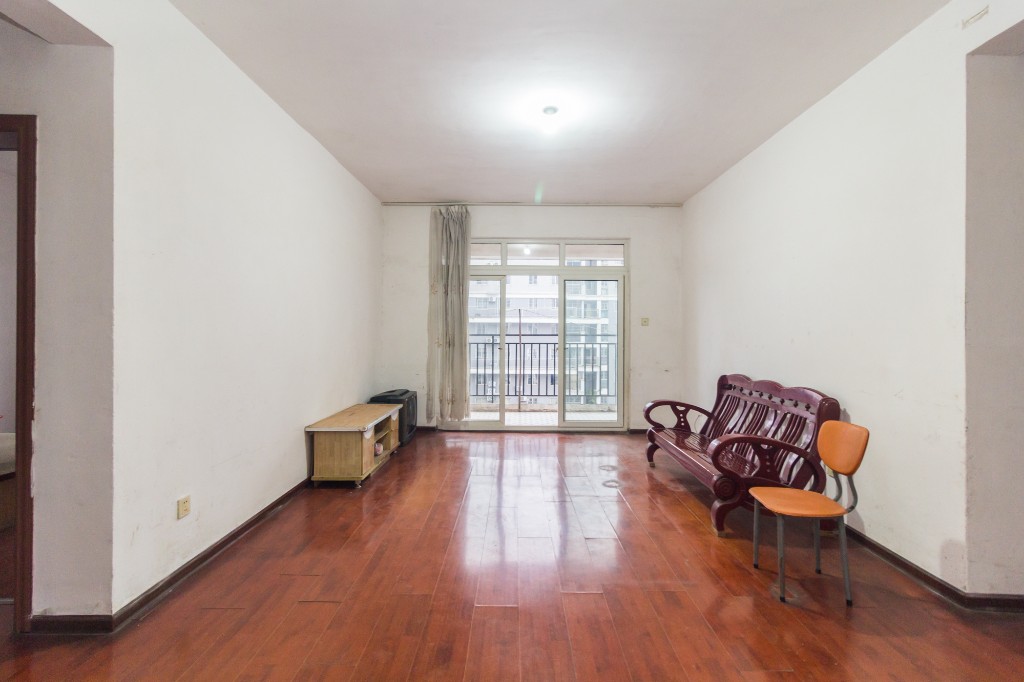 方略学府佳境 2室1厅1卫 52.8万 方略学府佳境 2室1厅1卫 52.8万客厅