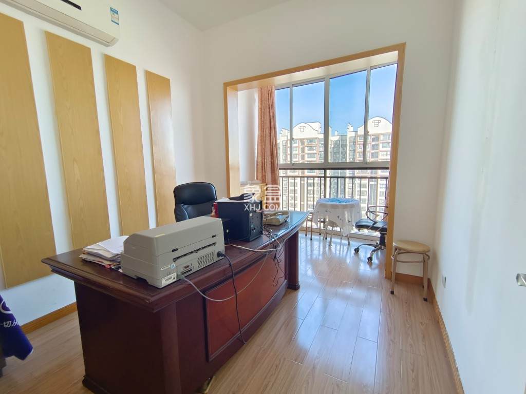 先锋银座  2室2厅1卫    2500.0元/月 先锋银座  2室2厅1卫    2500.0元/月室内图