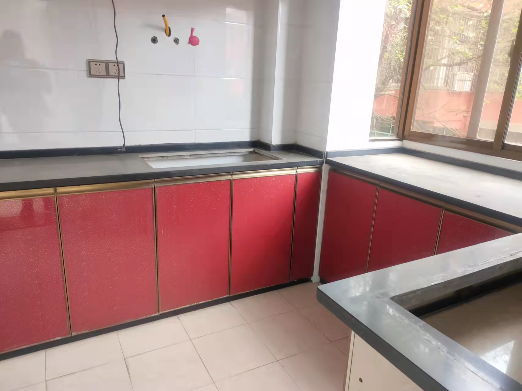 会龙山社区 2室1厅1卫 37.8万 会龙山社区 2室1厅1卫 37.8万卧室