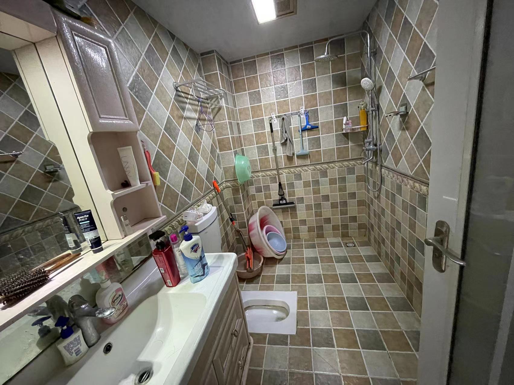 南湖世纪 3室2厅1卫 2600.0元/月 南湖世纪 3室2厅1卫 2600.0元/月室内图