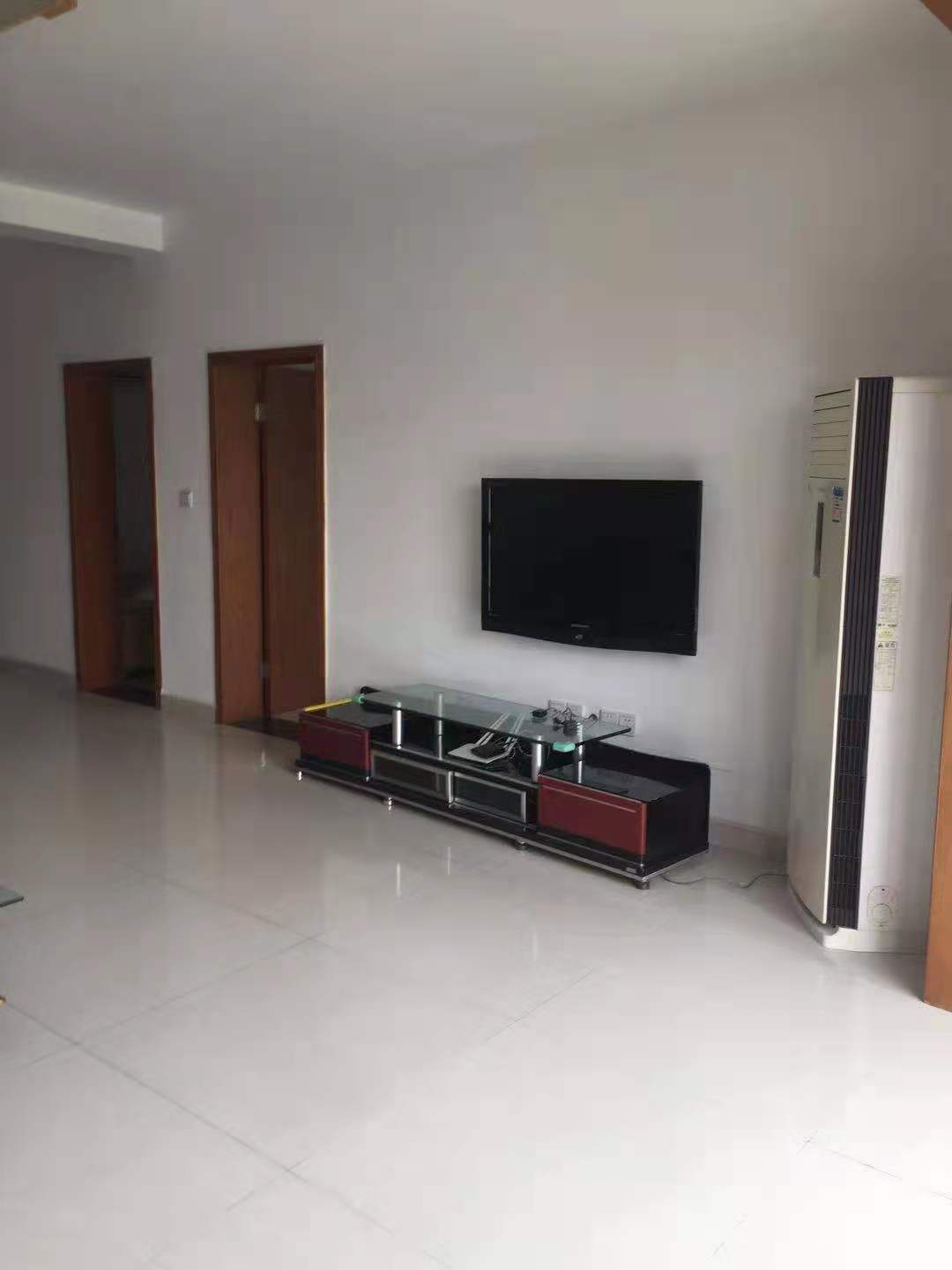 南坪安置小区  2室2厅1卫    1500.0元/月 南坪安置小区  2室2厅1卫    1500.0元/月室内图