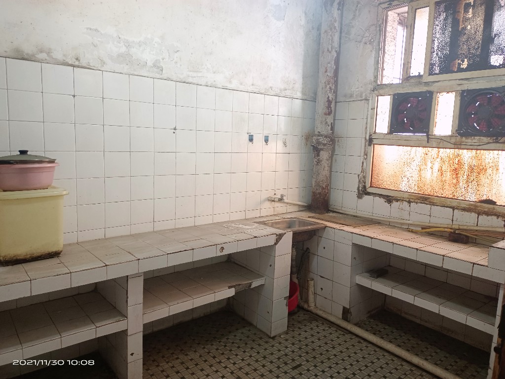 堤升街散盘  3室2厅1卫    33.5万 堤升街散盘  3室2厅1卫    33.5万客厅