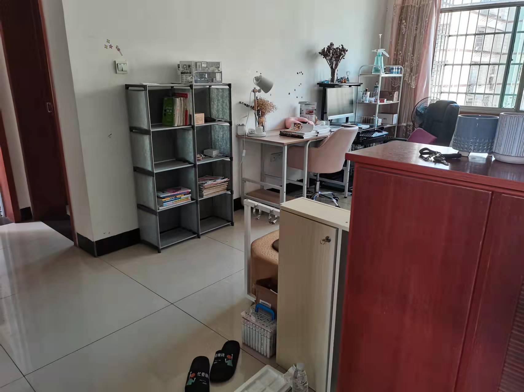 和顺家园 2室2厅1卫 23.8万 和顺家园 2室2厅1卫 23.8万客厅