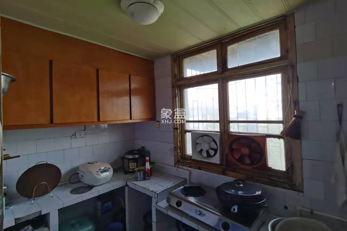 广厦新村 2室2厅1卫 1000.0元/月 广厦新村 2室2厅1卫 1000.0元/月室内图