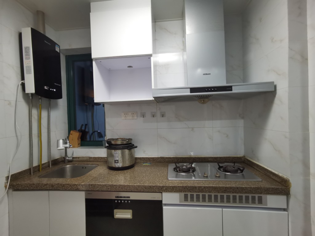 恒大绿洲 2室2厅1卫 1800.0元/月 恒大绿洲 2室2厅1卫 1800.0元/月室内图