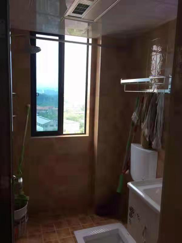 缤纷世家 2室2厅1卫 1400.0元/月 缤纷世家 2室2厅1卫 1400.0元/月室内图