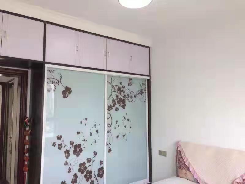 缤纷世家 2室2厅1卫 1400.0元/月 缤纷世家 2室2厅1卫 1400.0元/月室内图