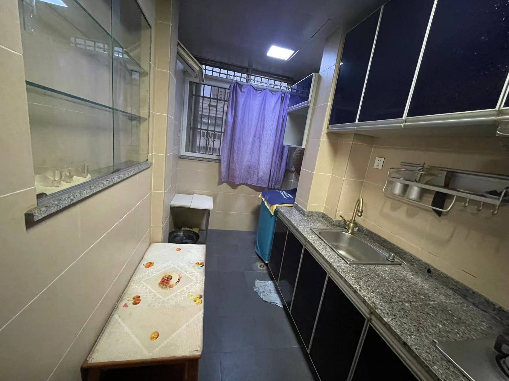 南湖锦苑 2室2厅1卫 2000.0元/月 南湖锦苑 2室2厅1卫 2000.0元/月室内图