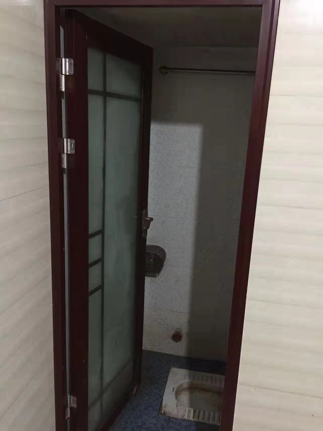 柏丽广场 1室1厅1卫 800.0元/月 柏丽广场 1室1厅1卫 800.0元/月室内图