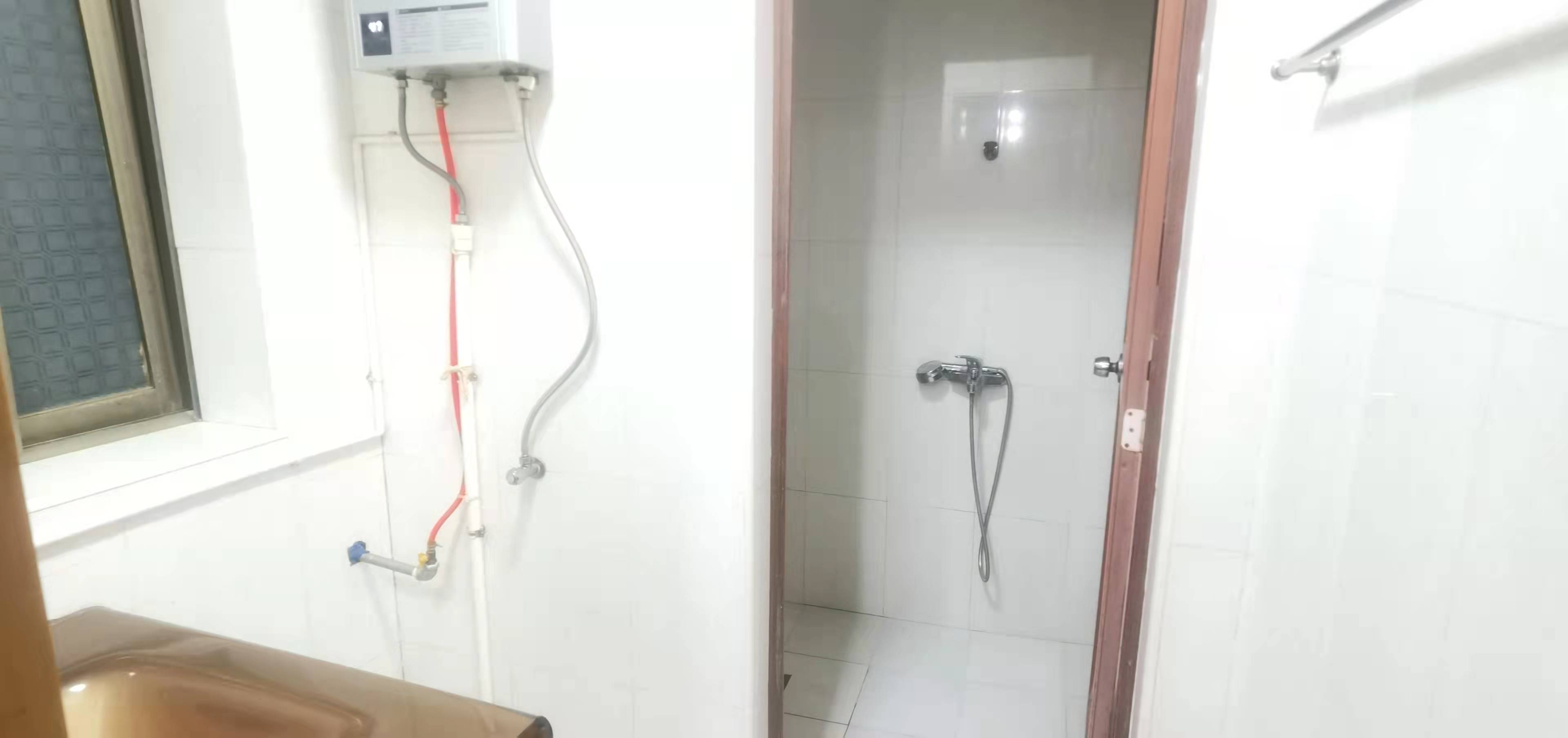 金星巷散盘  3室2厅1卫    1000.0元/月 金星巷散盘  3室2厅1卫    1000.0元/月室内图