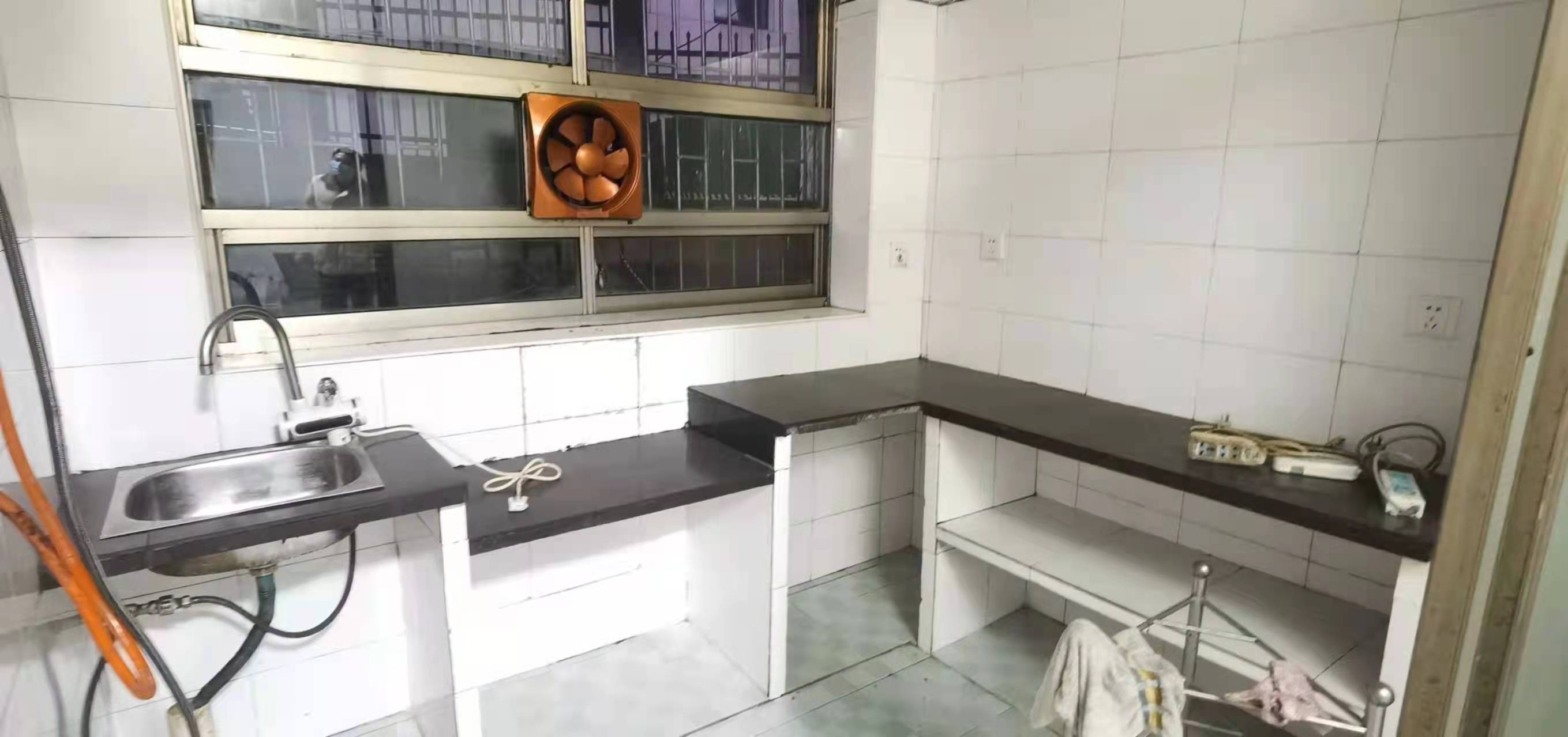 金星巷散盘  1室1厅1卫    600.0元/月 金星巷散盘  1室1厅1卫    600.0元/月室内图