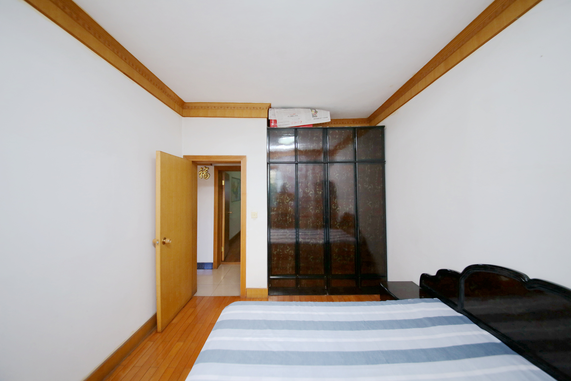 司法厅宿舍  3室2厅1卫    125.0万卧室