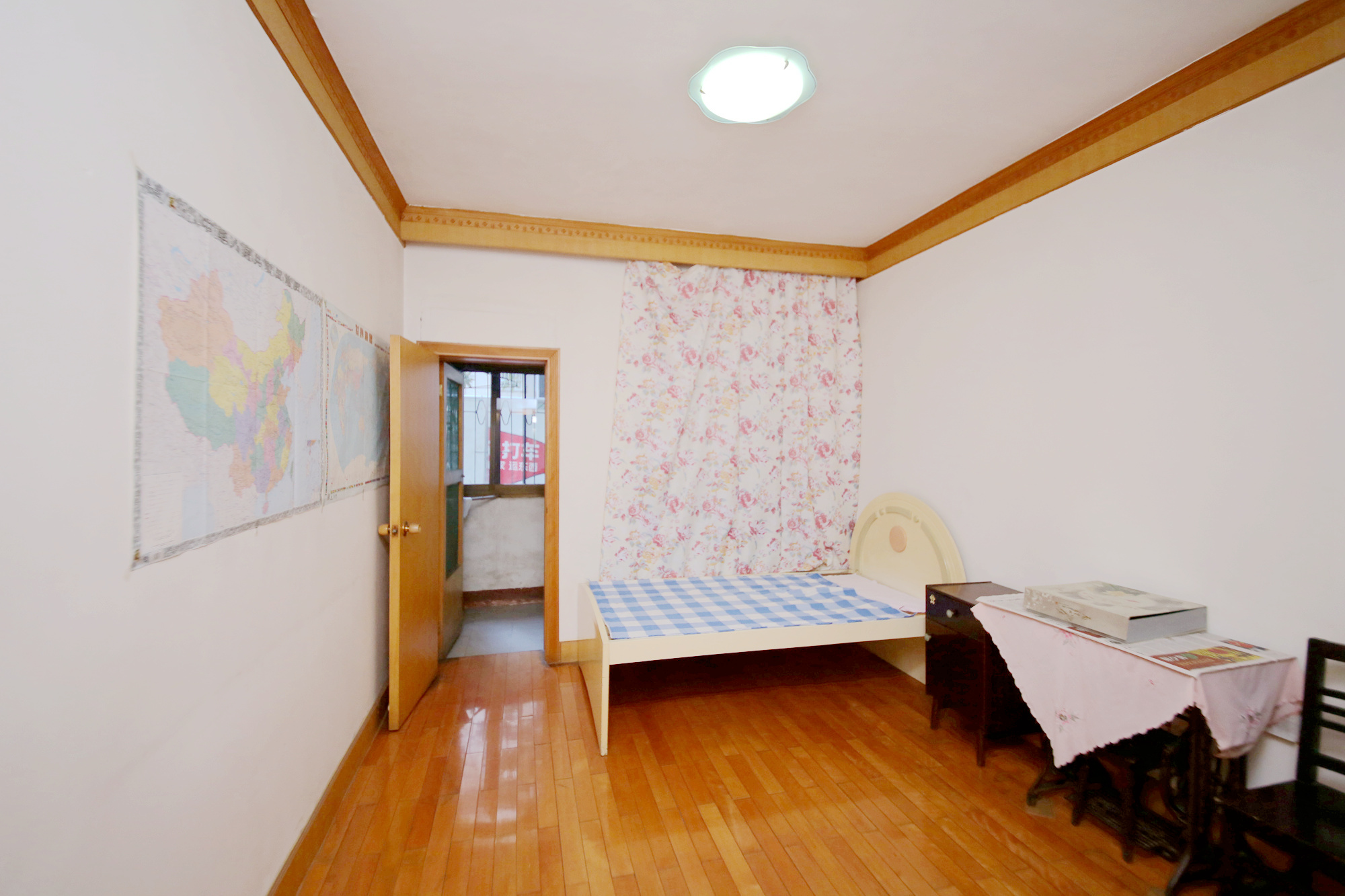 司法厅宿舍  3室2厅1卫    125.0万卧室