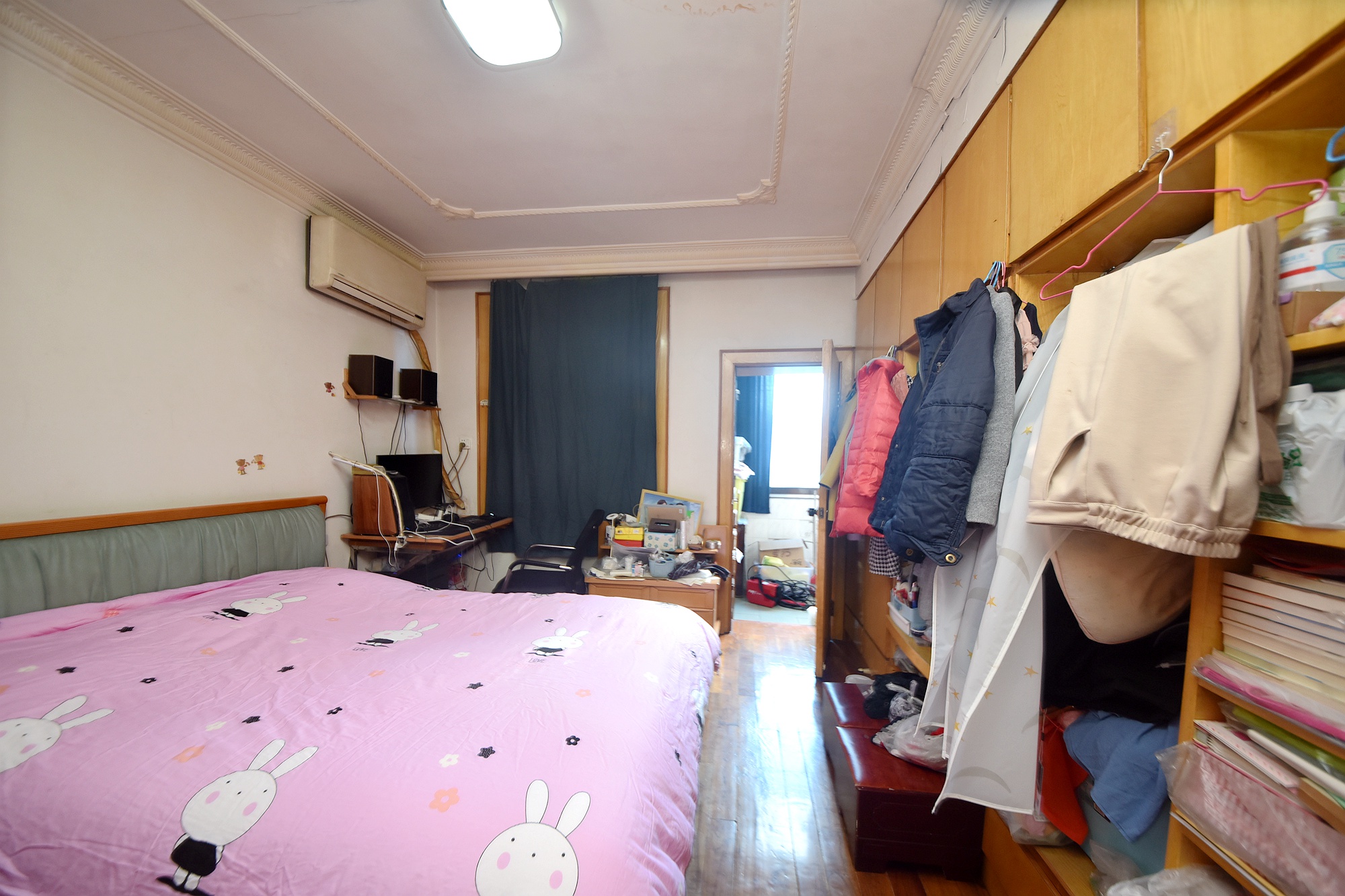 华顺大厦(芙蓉中路)  2室2厅1卫    72.8万卧室