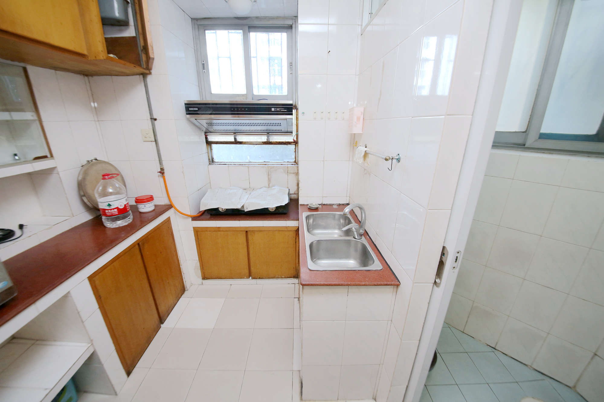 司法厅宿舍  3室2厅1卫    125.0万厨房